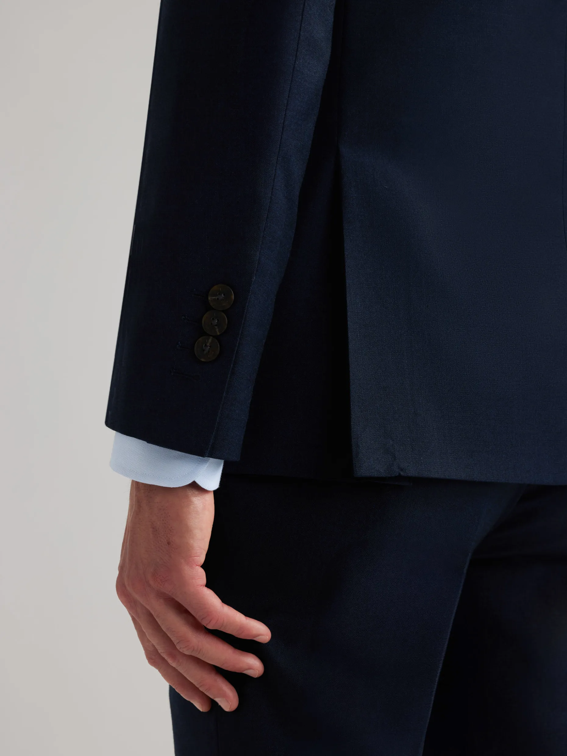 AMERICANA FIL A FIL CRUZADO AZUL MARINO