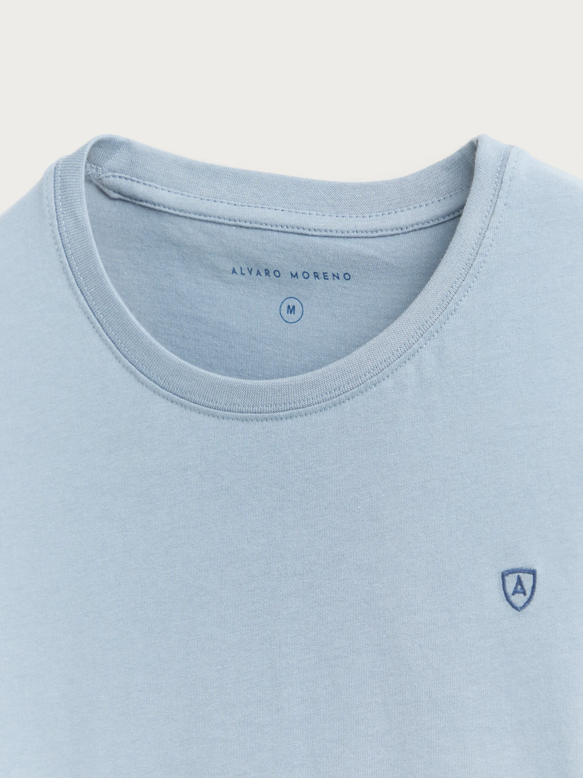 CAMISETA BASICA CELESTE