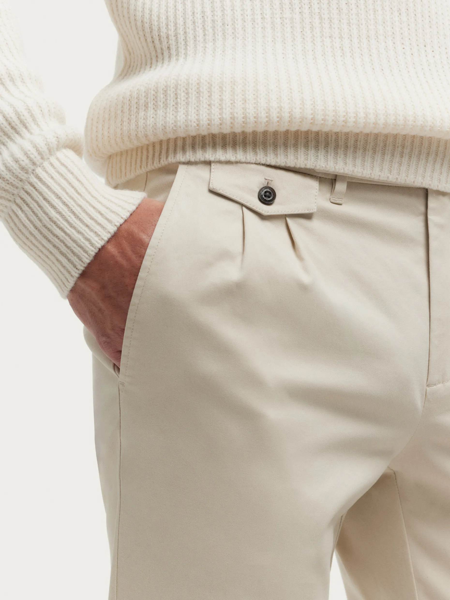 PANTALON CARROT CRUDO